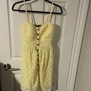 Lechateau yellow dress size M